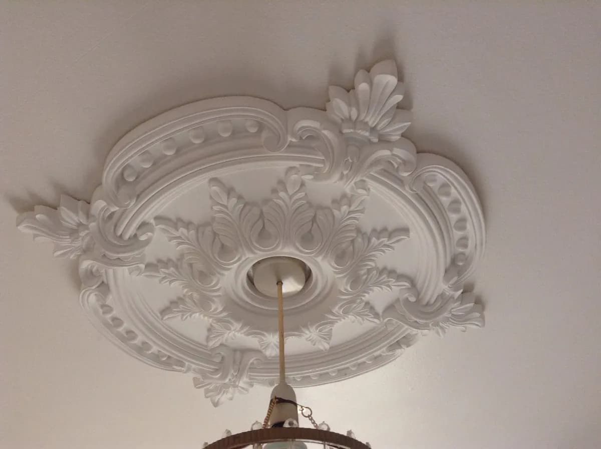 ceiling rose and corbel