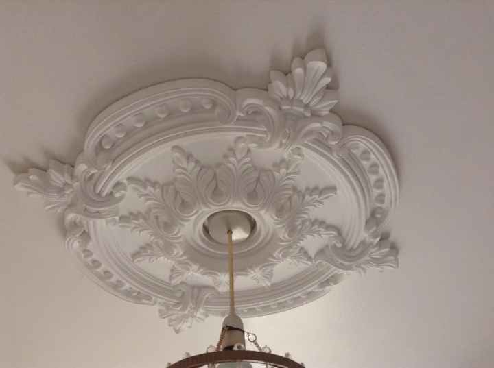 Understanding the Benefits of Ceiling Rose and Corbel&nbsp;Installations